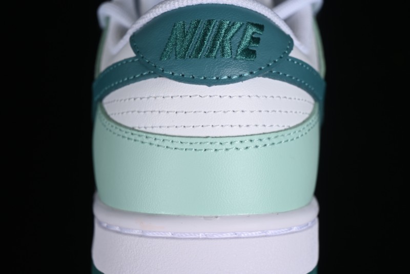 Nike SB Dunk Low White Green Skateboarding Shoes - FD9911-101