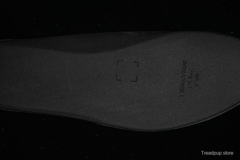 Nike Air Jordan 1 High OG "First in Flight" Basketball Shoes with UNC Blue and Yellow Accents - FD2596-400