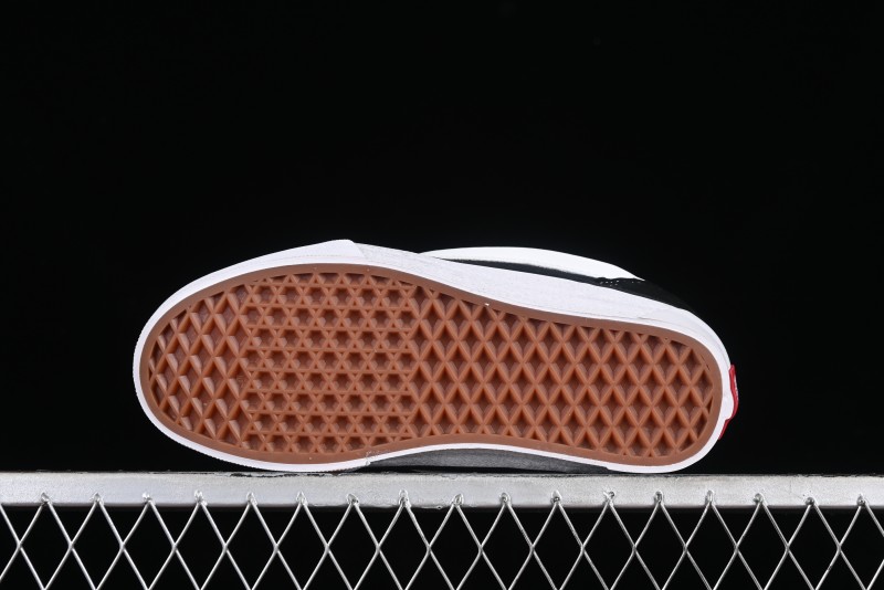 Vans Classics Knu Skool Patchwork Letter Lace-Up Chunky Tongue Platform Sneakers - VN0009QCBLK