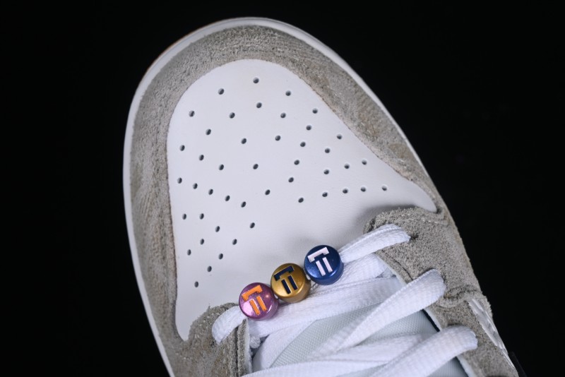 Nike SB Dunk Low Rayssa Leal Pro Skate Shoes with Colorful Smiley Laces - FZ5251-001