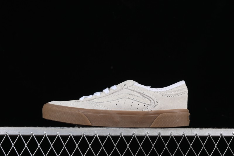 Vans Rowley Classics Retro Skate Shoes with Signature Sidestripe - VN0009QJQJM
