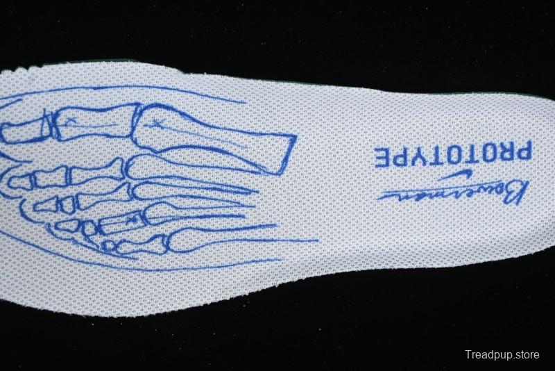 Nike Air Zoom Pegasus 41 Running Shoes with Breathable Mesh and Cushioned Support - HF0013-900