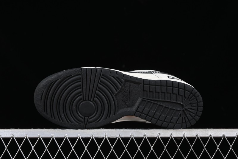 Nike SB Dunk Low Supreme Collaboration - Beige Black Canvas Anniversary Custom Low-Top Casual Skate Shoes - BB8657-515