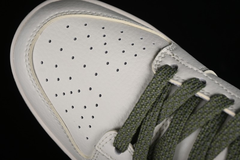 Nike SB Dunk Low UN Collaboration - Letter Green Anniversary High-End Custom Low-Top Casual Skate Shoes - BB2699-211