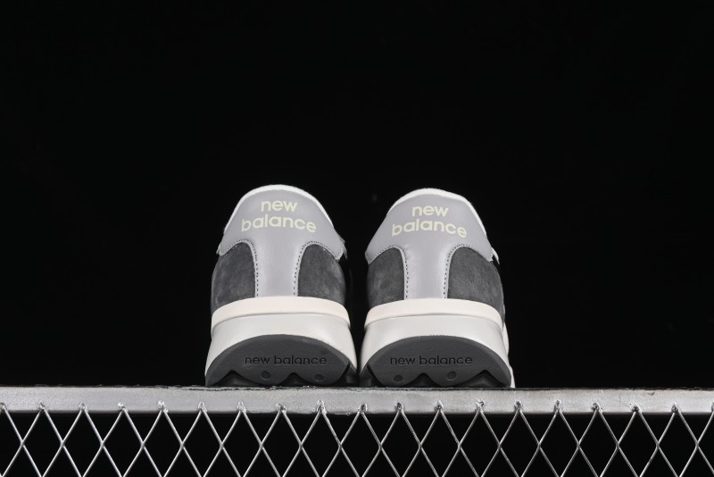 New Balance 370 Series Retro Casual Running Shoes - U370AE