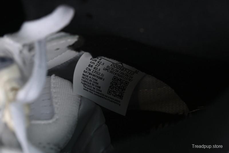 Nike Air Jordan 5 Retro Basketball Shoes in White/Silver/Black - DD0587-110