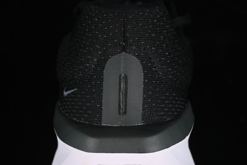 Nike Zoom Winflo 11 Breathable Mesh Cushioned Running Shoes with Air Cushion - FJ9509-001