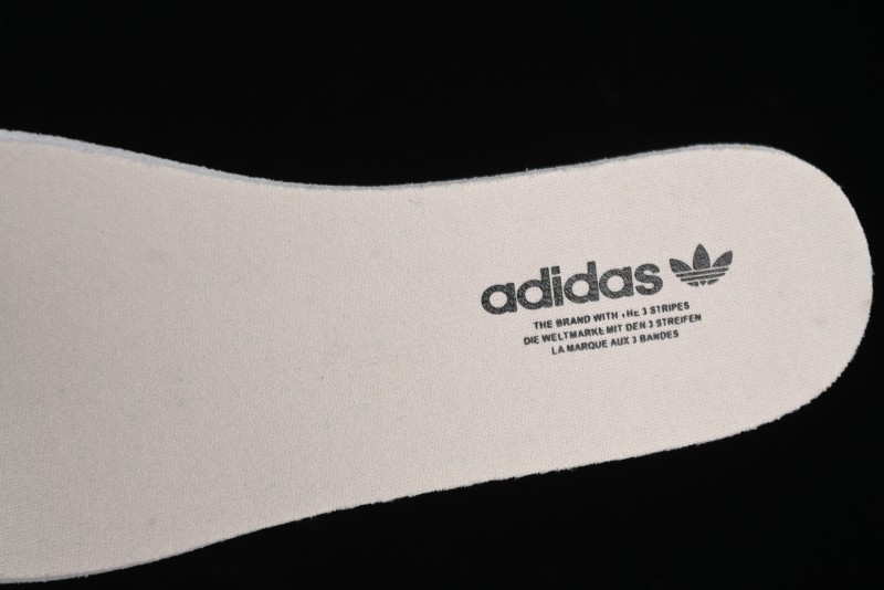 Adidas Originals Ozweego TR Retro Lightweight Running Sneakers - IF8577