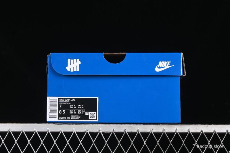 Nike SB Dunk Low x Undefeated Collaboration Casual Skate Shoes - UN1697-622