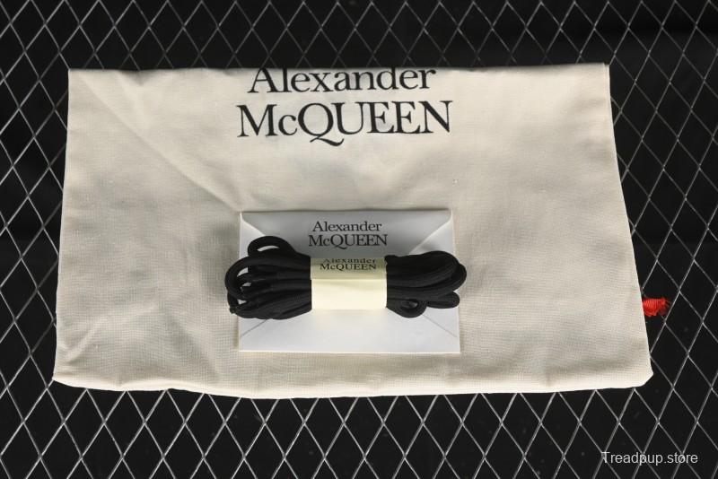 Alexander McQueen Flexion Retro Sneakers in Black with Diamond Grain Calfskin - 8.F6