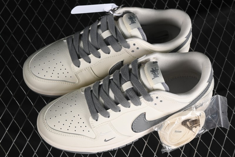 Nike SB Dunk Low Stussy Collaboration - Off White Dark Grey Swoosh Anniversary Custom Low-Top Casual Skate Shoes - DQ1098-382