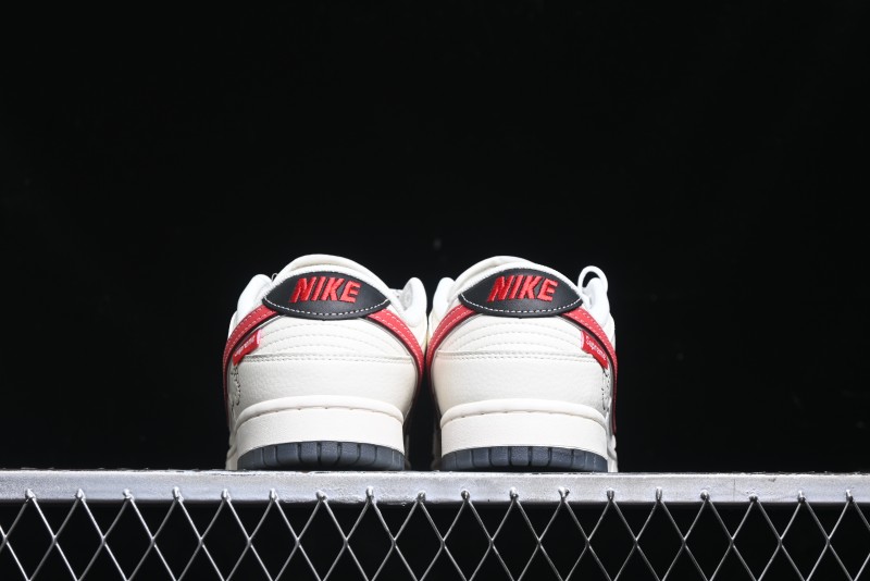 Nike SB Dunk Low Supreme Collaboration - Hello Kitty Anniversary Customized Low-Top Casual Sneakers - XY1688-018