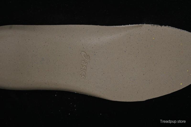 Asics Gel-Kayano 31 Running Shoes with GEL Cushioning and FLYTEFOAM BLAST Technology - 1012B670-100