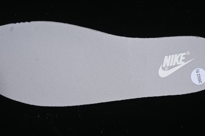 Nike Reigning Champ SB Dunk Low Casual Skate Shoes with 3M Reflective Details - RC3085-892