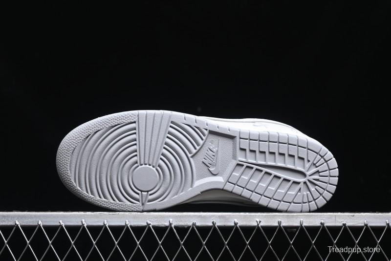 Nike Reigning Champ SB Dunk Low Casual Skate Shoes with 3M Reflective Details - RC3085-892