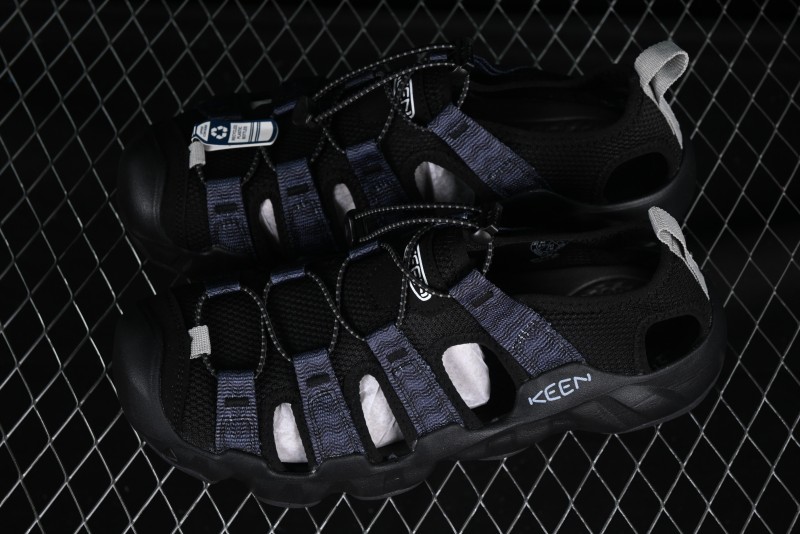 Keen Newport H2 Outdoor Sports Water Sandals with Toe Protection - 1026686BLACK