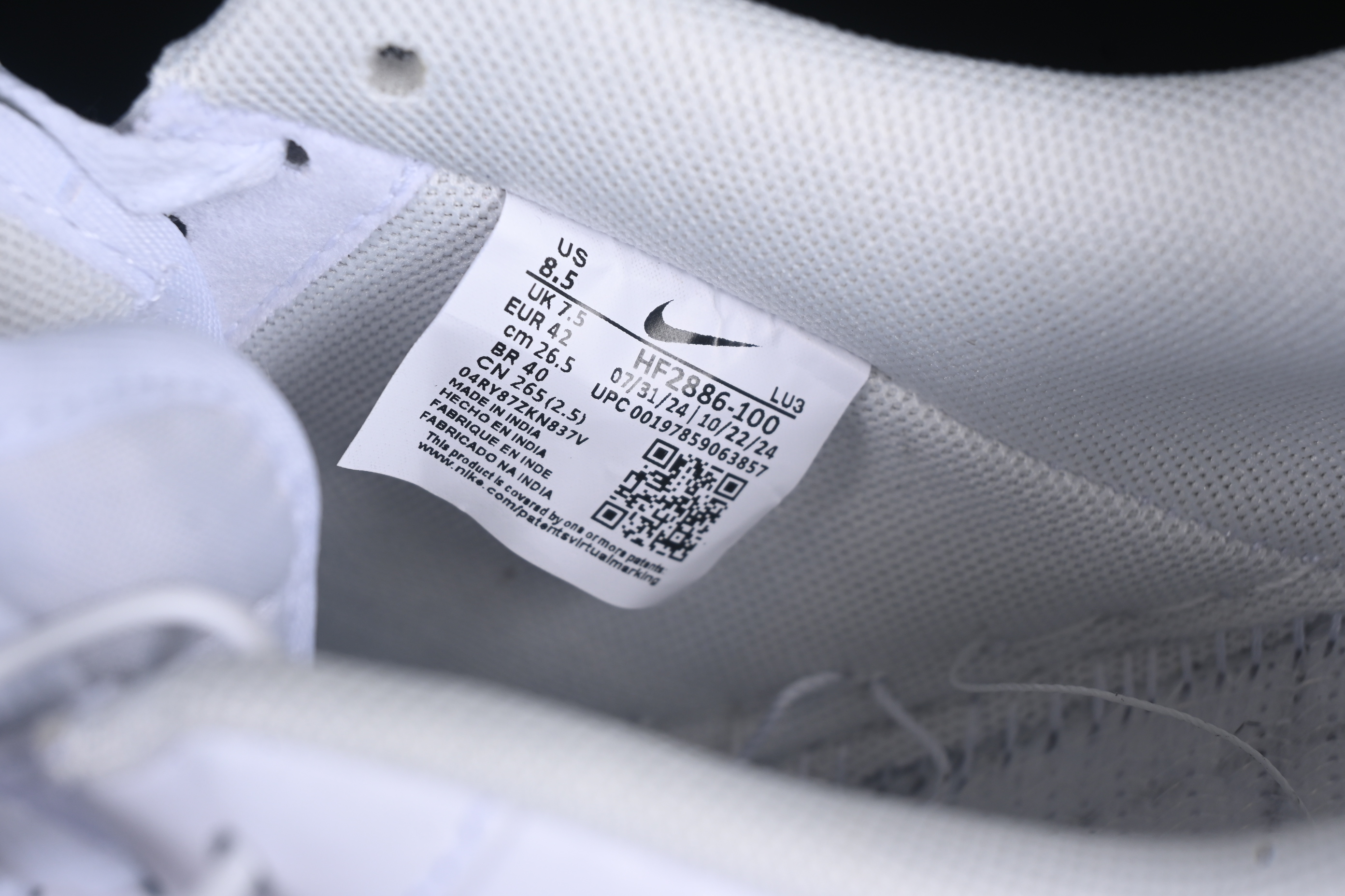 Nike Air Force 1'07 Low Casual Sneakers with Full-Length Air Cushion - HF2886-100