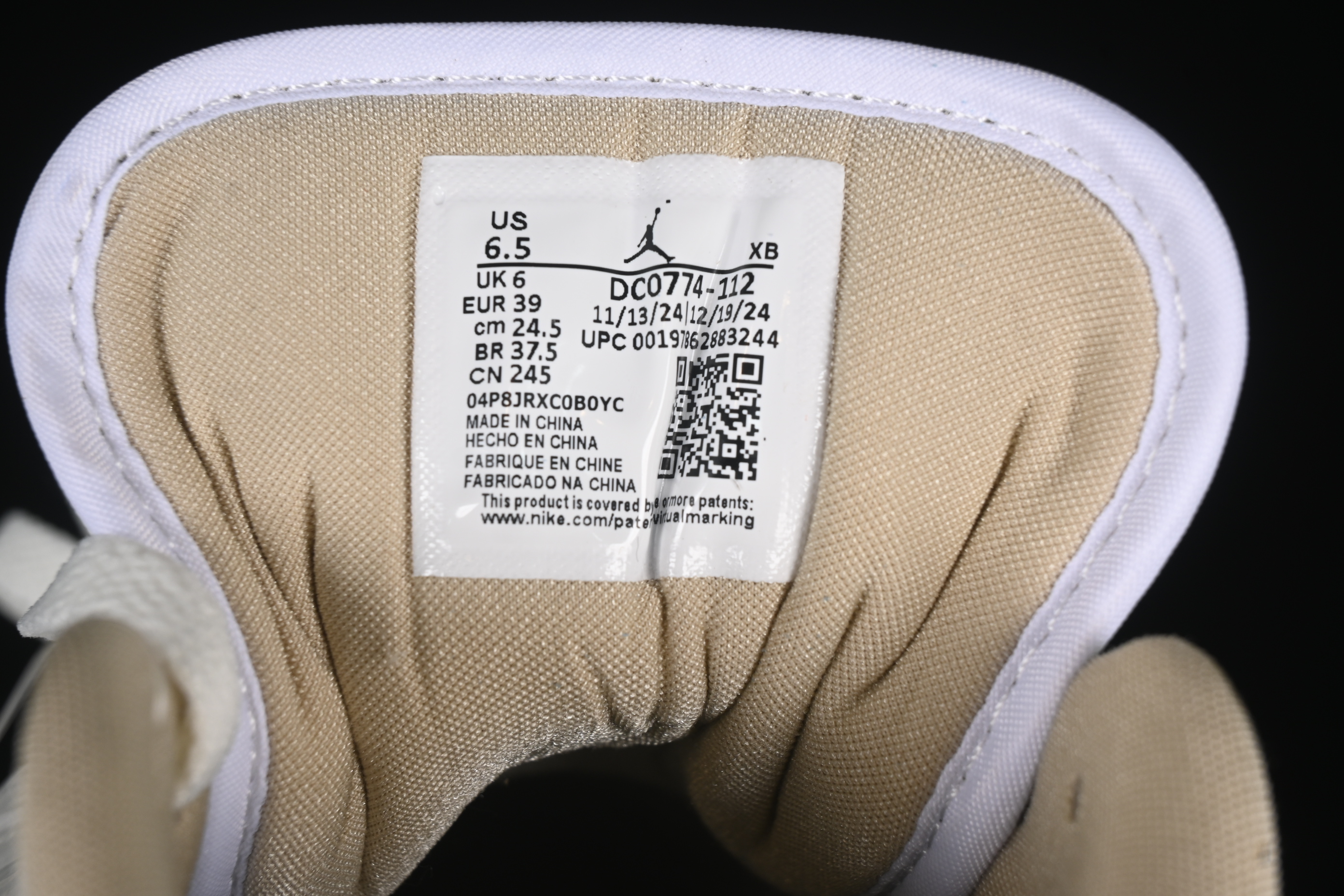 Nike Air Jordan 1 Low AJ1 Casual Sneakers in White - DC0774-112
