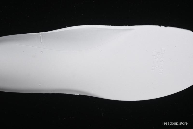 Puma Speedcat Lifestyle Low-Top Sneakers for Racing Enthusiasts - 403589-04