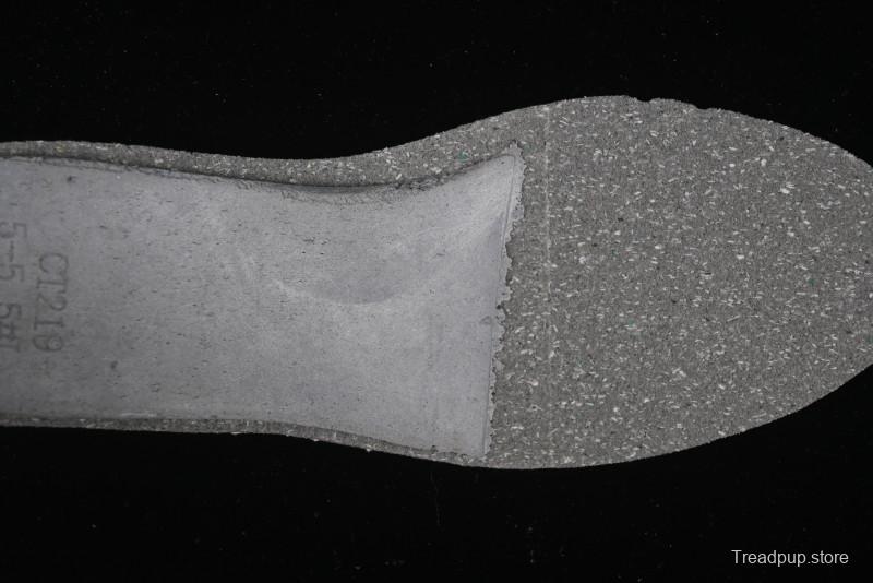 Converse Chuck 1970s Low Top Casual Sneakers with Moon Embroidery - A15750C