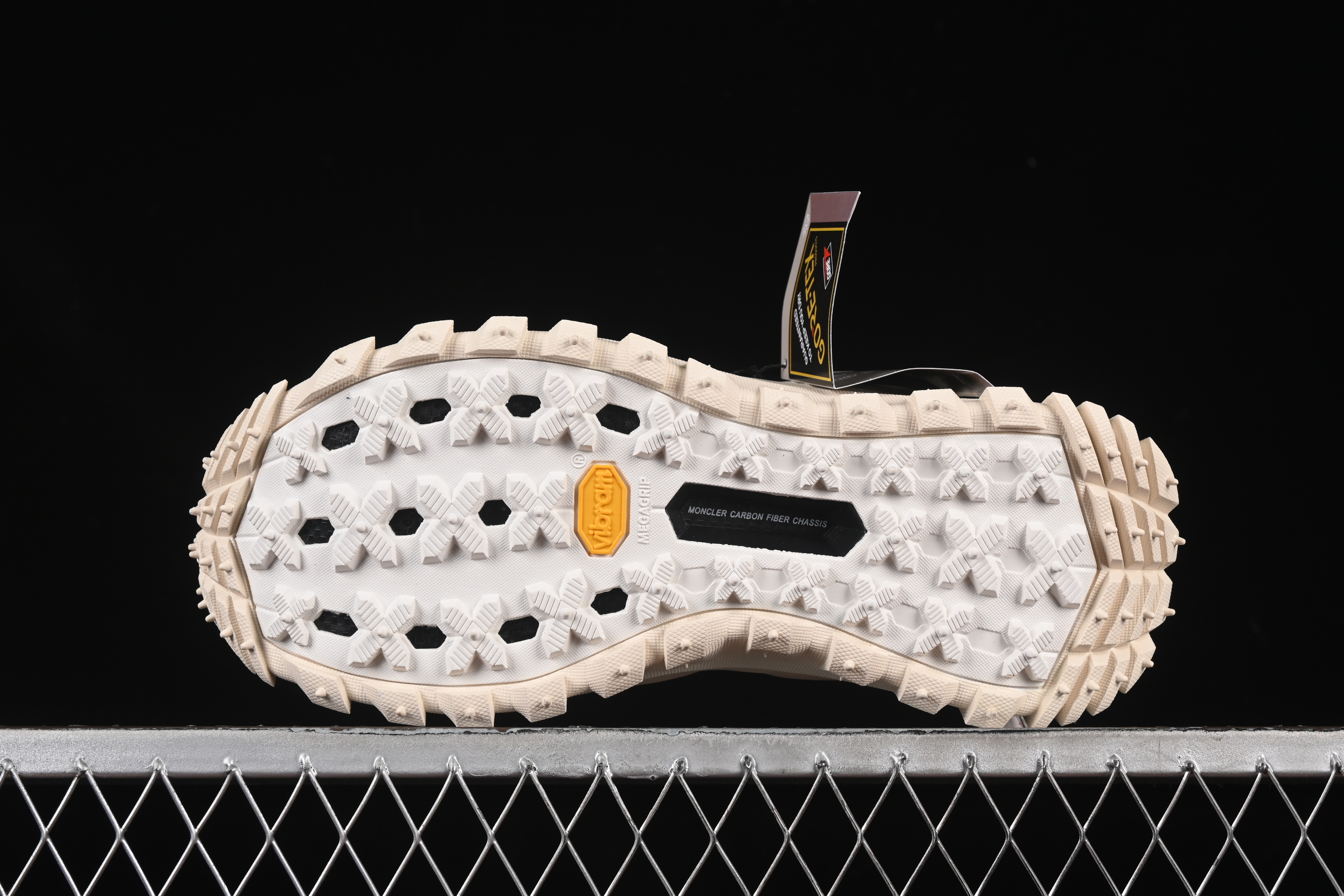 Moncler Trailgrip GTX Anti-Tear Material Mountain Outdoor Shoes with Gore-Tex Waterproof and Vibram Outsole - M00130M6068