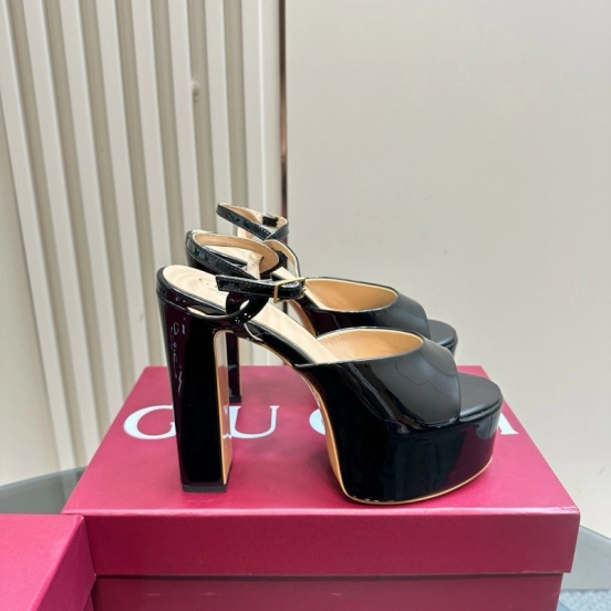2025 Women Gucci Black Patent Leather Platform Sandals MJ00340