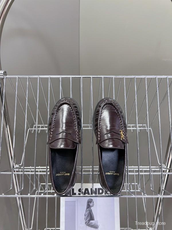 2025 Women Yves Saint Laurent Black Calf Leather Loafers KFY00350