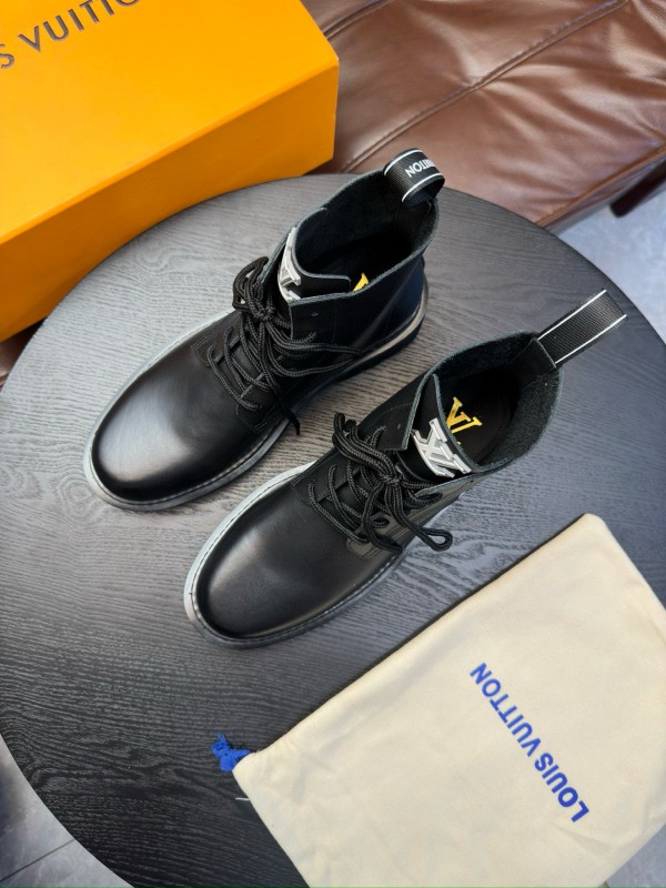 2024 Men Louis Vuitton Black Calf Leather Casual High Top MJ00440