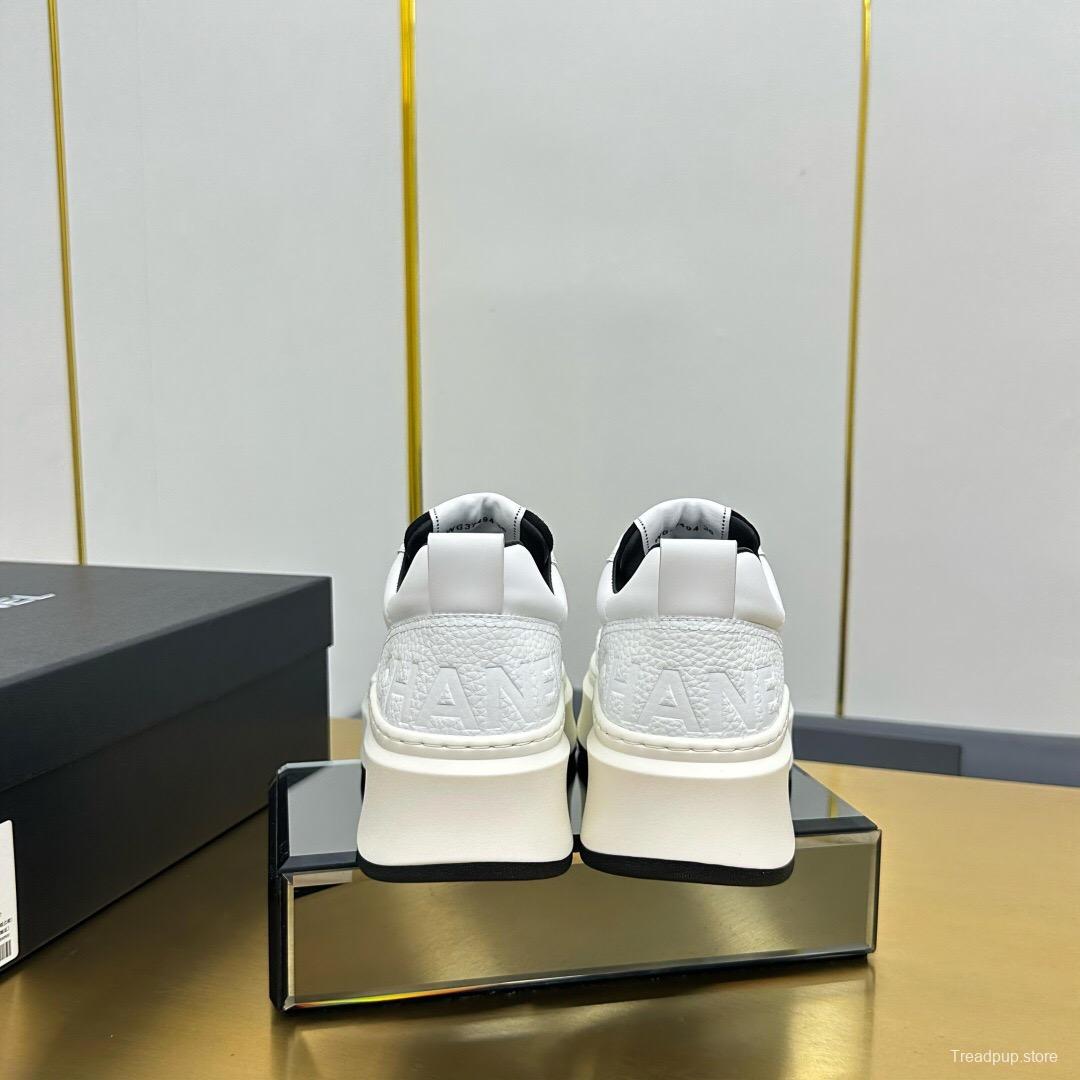 2025 Women Chanel White Black Leather Sneakers
