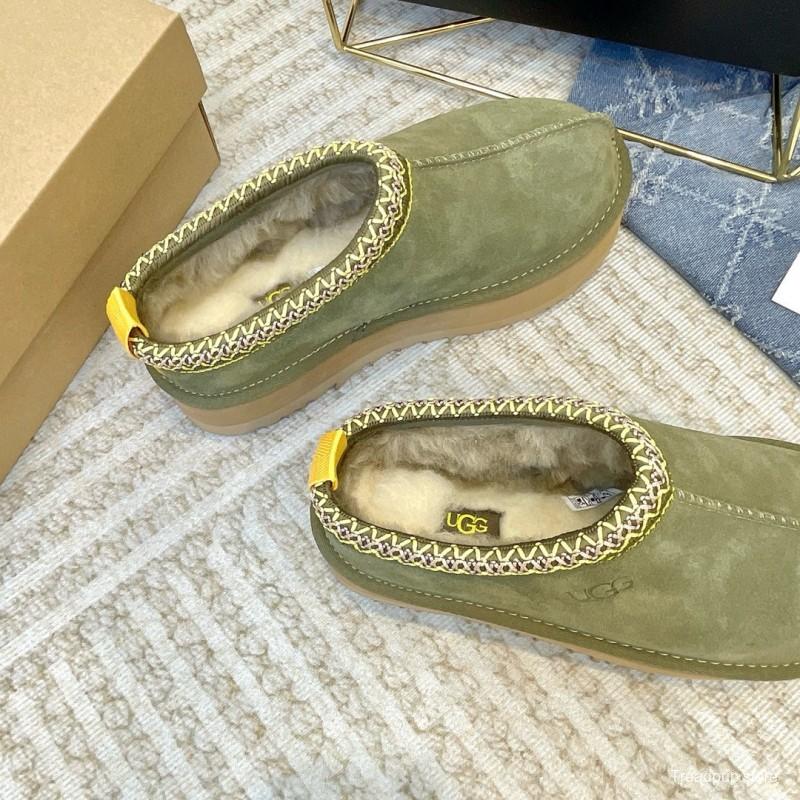 2024 Women UGG Olive Suede Platform Moccasin MJ00230