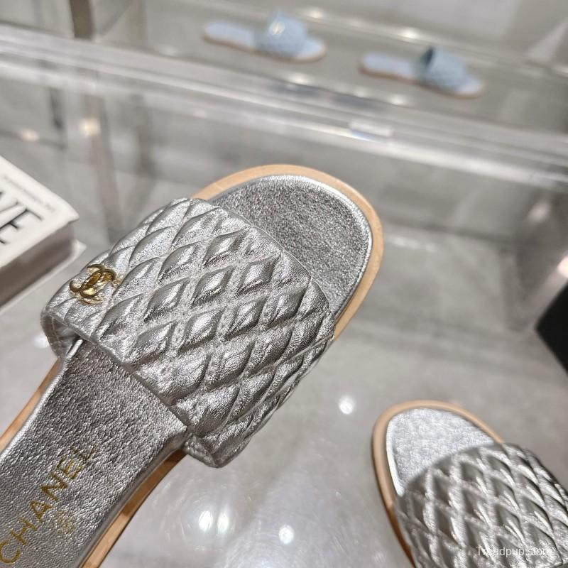 2025 Slippers Chanel Silver Leather Slippers