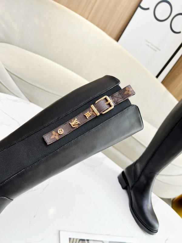 2024 Women Louis Vuitton Black Leather Boots MJ00420