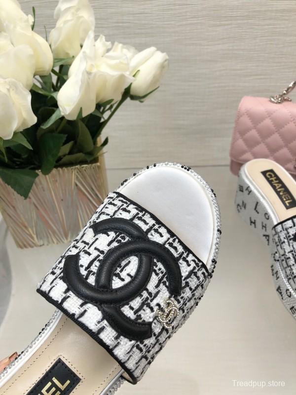 2025 Women Chanel Black White Textile Slippers LY00320