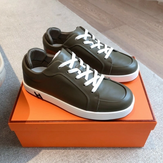 2025 Men Hermès Green White Leather Sneakers AS00380