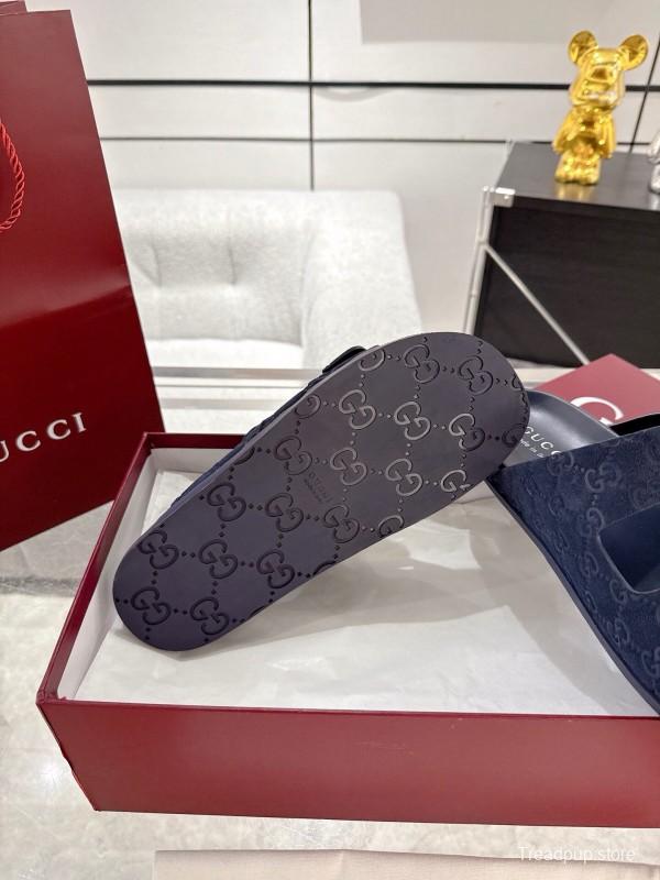 2025 Unisex Gucci Black Leather Fabric Slippers Double G Embossed AS00240