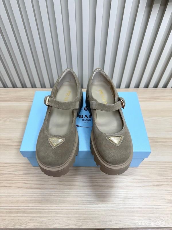 Prada 2025 SS Platform Mary Jane Shoes - LY00300