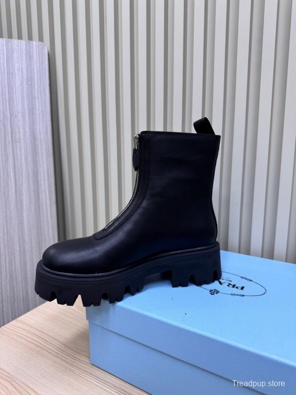 Prada Unisex Martin Boots 2025 SS Collection - LY00340