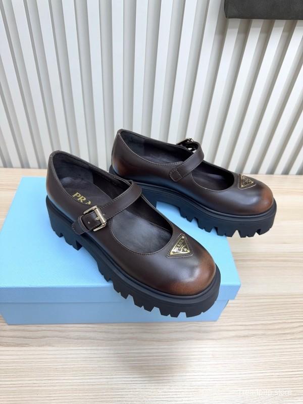 Prada 2025 SS Platform Mary Jane Shoes - LY00300
