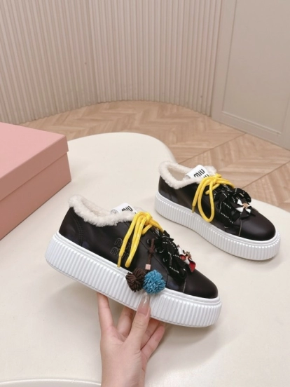 Miu Miu 3D Embroidered Platform Casual Shoes - LY00320/LY00340