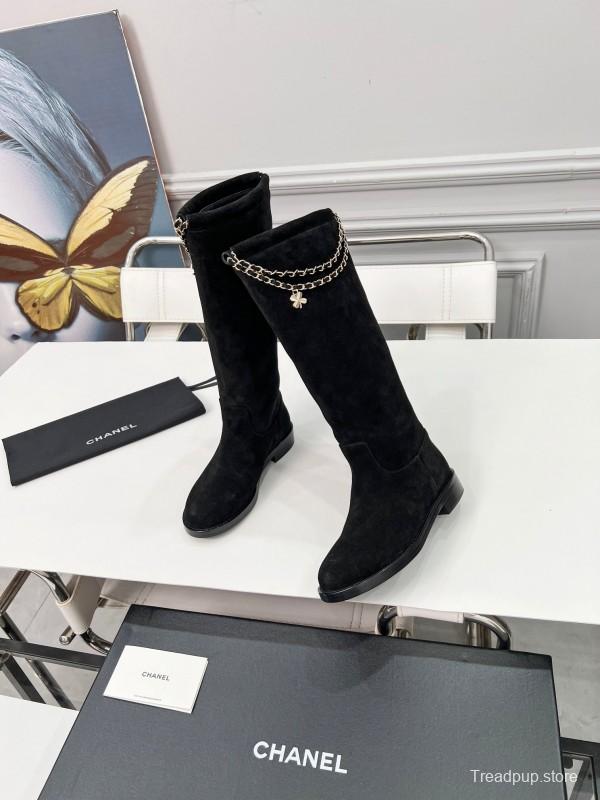 Chanel 2025 SS Quilted Leather Chain CC Logo Flat Ankle Boots - LY00510